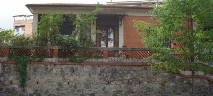Villa Liberty In Zona Panteraie a Montecatini Terme (PT) Villa Liberty In Zona Panteraie a Montecatini Terme (PT)