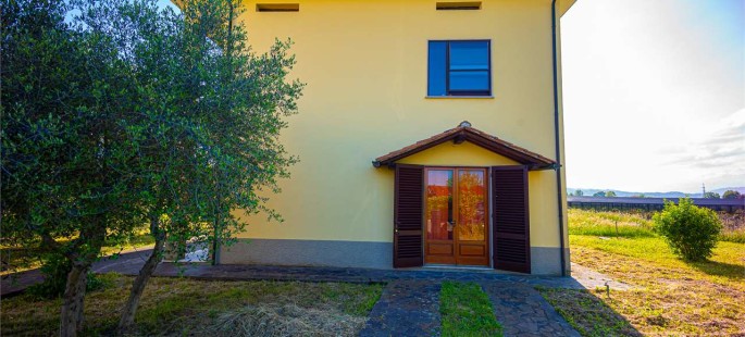 Casa singola a Chiesina Uzzanese (PT) Casa singola a Chiesina Uzzanese (PT)