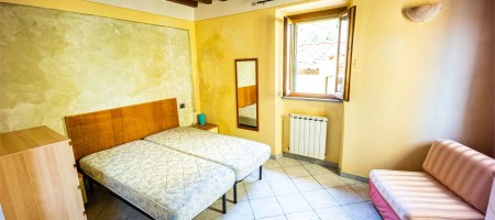 Bilocale arredato ad Alberghi, Pescia (PT) Bilocale arredato ad Alberghi, Pescia (PT)