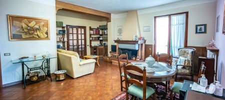 Casa Singola a Uzzano Casa Singola a Uzzano
