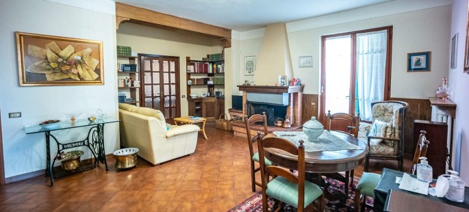 Casa Singola a Uzzano Casa Singola a Uzzano