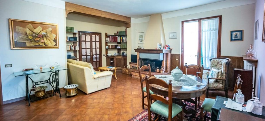 Casa Singola a Uzzano Casa Singola a Uzzano